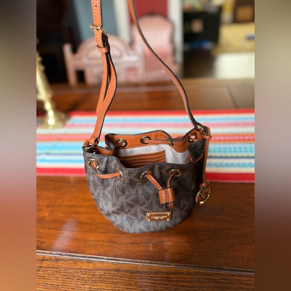 Michael Kors Small Drawstring Bucket Bag - Picture 6 of 12